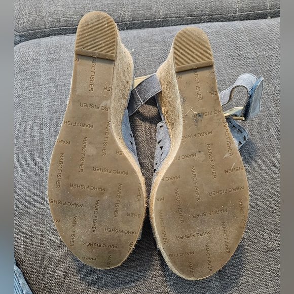 Marc Fisher wedge heels size 9-1/2 - Picture 7 of 9